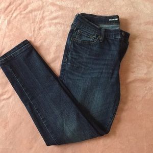 Old Navy skinny leg curvy fit size 10 short*closet